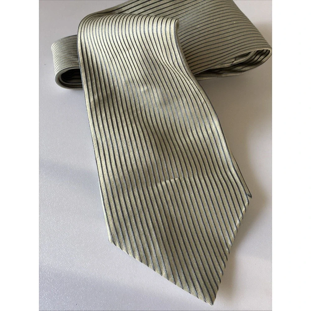Martin Wong Collection Handmade Silk Stripped White Blue Pinstriped Tie
